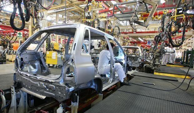 خطر تشدید انحصار در صنعت خودروی ایران